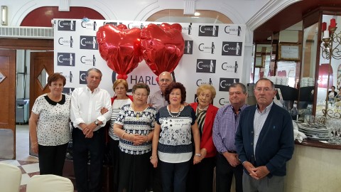 La asociación de pensionistas y jubilados 'Sagrado Corazón' de Los Montesinos ofrece una jornada de convivencia por el XIX aniversario de su constitución