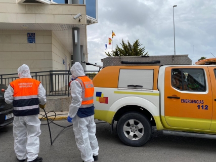 El Ayuntamiento de Orihuela realiza trabajos de limpieza y desinfección en las calles del casco, la costa y las pedanías oriolanas por el Coronavirus