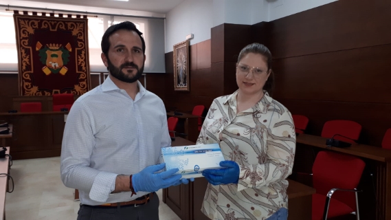 El Ayuntamiento de Callosa de Segura recibe una donación de 40 test rápidos para la detección del coronavirus