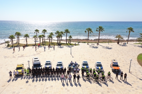 La Concejalía de Seguridad Ciudadana y Playas de Orihuela muestra el dispositivo de seguridad de este verano para los arenales oriolanos