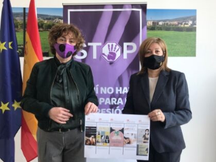 Bigastro, evento: Firma del convenio de colaboración entre el Ayuntamiento y el Observatorio Española de Delitos Informáticos (OEDI), dentro de los actos del Día Internacional Contra la Violencia de Género