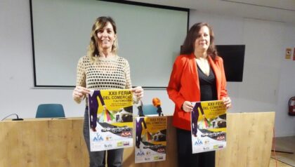 Almoradí, evento: Apertura de la XXII Feria del Comercio y Automoción con una veintena de comercios, organizada por la Asociación de Comerciantes (ACA) con el patrocinio de Concejalía de Fomento y Asociación del Sector del Automóvil (ASA)