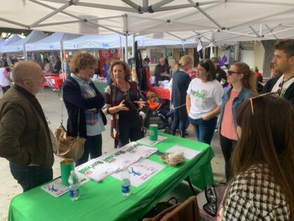 La jornada de voluntariado da visibilidad a trece asociaciones y colectivos de la comarca