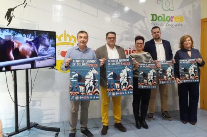 El Ayuntamiento de Dolores aspira a que la Feria de Ganado (FEGADO), cuyo cartel ganador se presentará en la Feria Internacional de Turismo (FITUR), sea declarada Fiesta de Interés Turístico Nacional