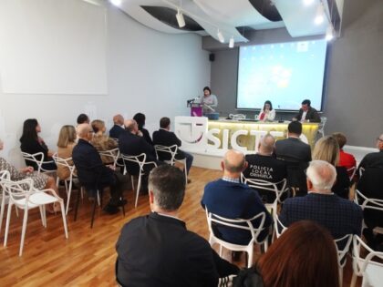Orihuela abre su nueva Oficina de Turismo en el Palacio Marqués de Arneva