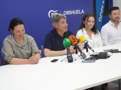 Pepe Vegara presenta una candidatura del PP oriolano "renovada, comprometida e ilusionada"